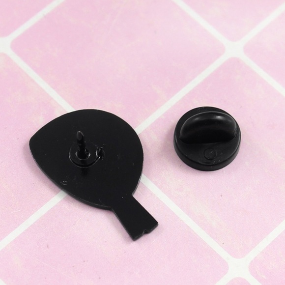 NEW Ramen Noodle Bowl Enamel Pin Brooch - Picture 3 of 3